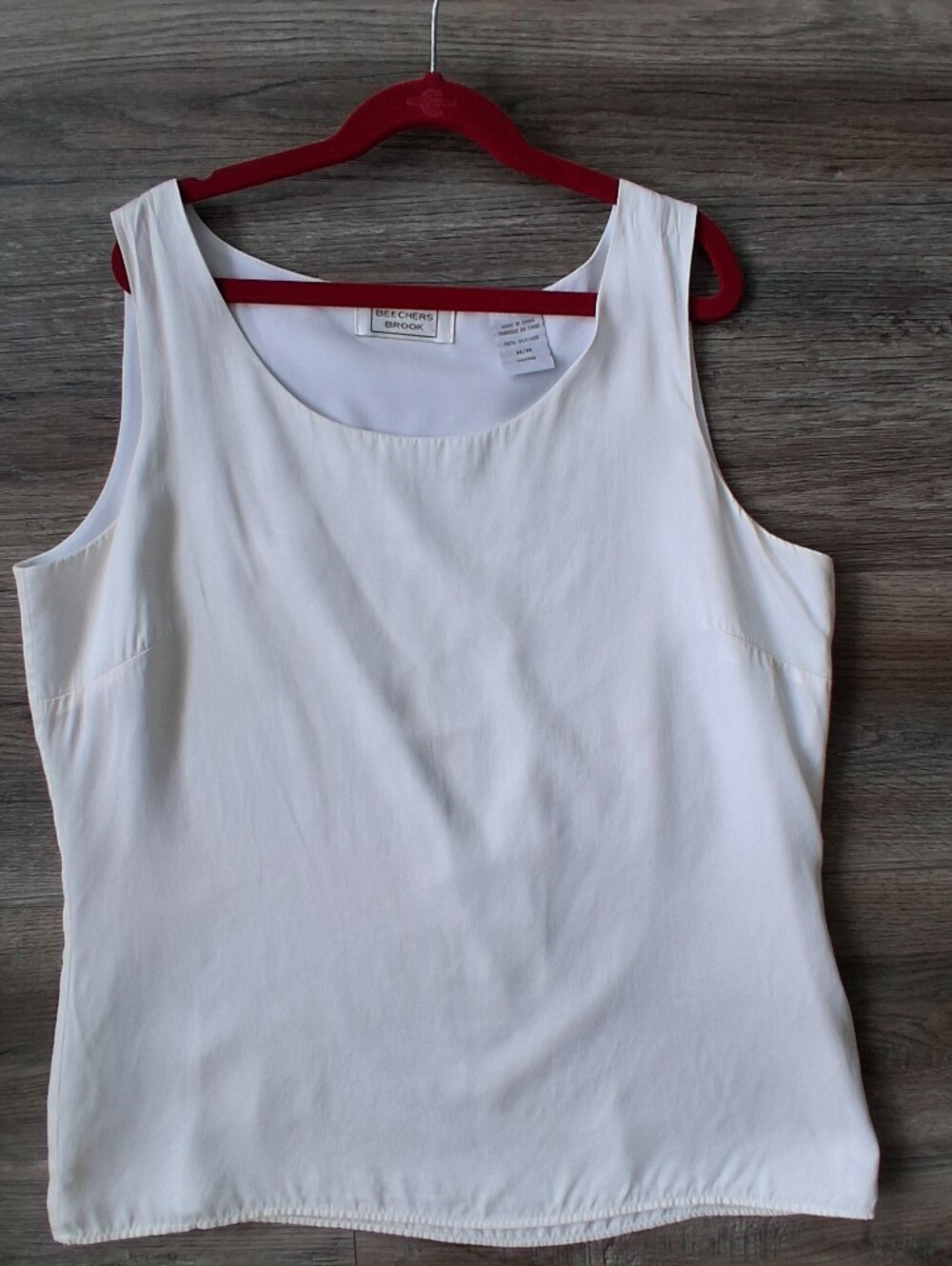 100% Silk Fairweather Beechers Brook White Lined Tank Vintage EUC